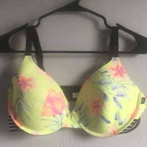 T-shirt bra